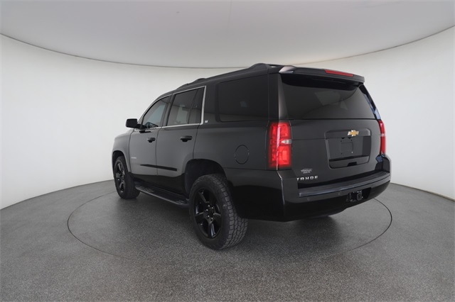 2017 Chevrolet Tahoe LT photo 11
