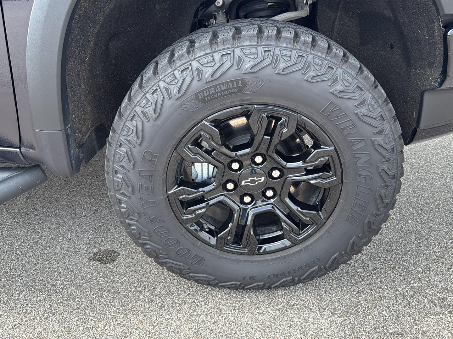 2024 Chevrolet Silverado 1500 ZR2 photo 12