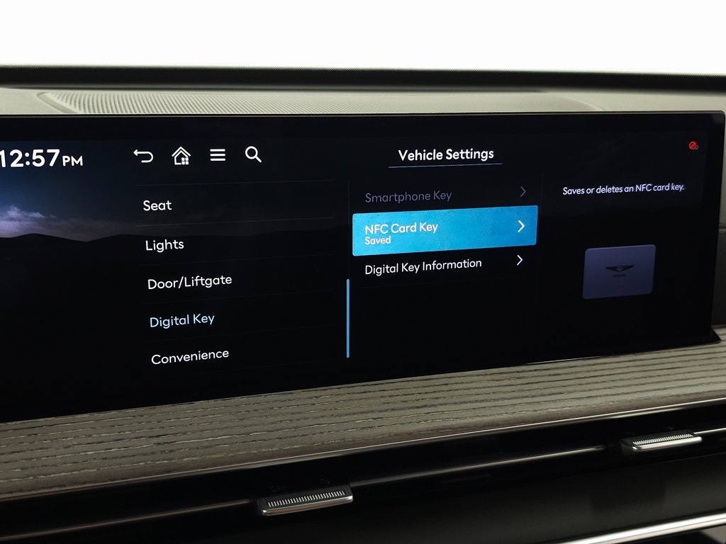 2025 Genesis GV80 3.5T Prestige AWD photo 17
