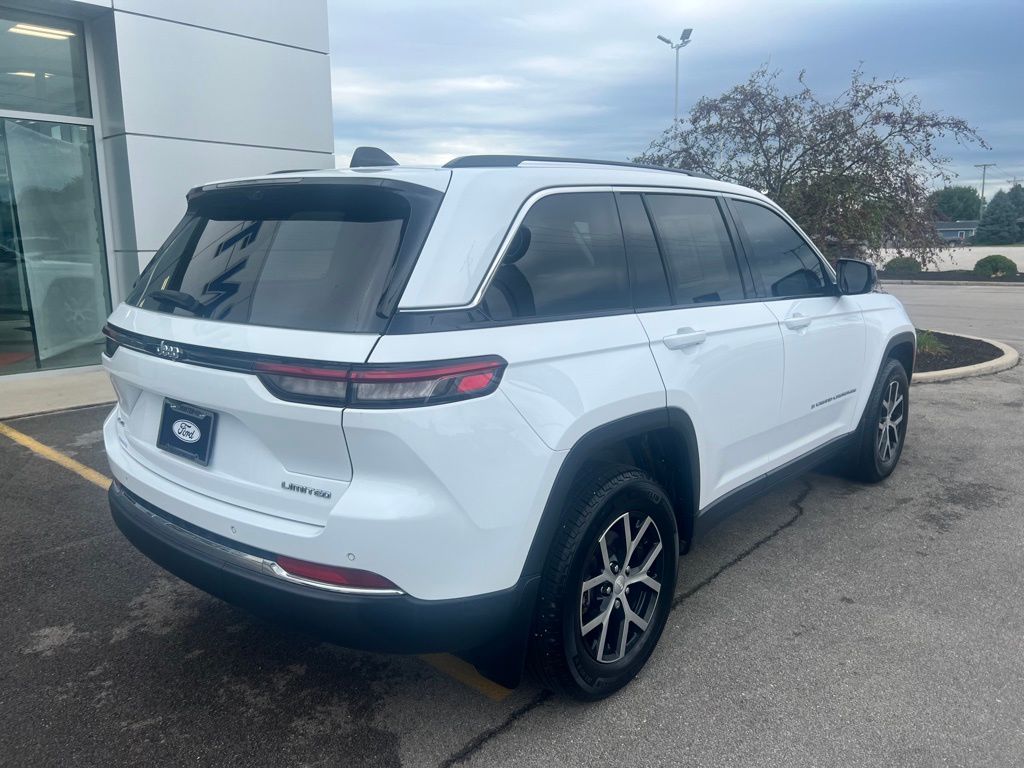 2023 Jeep Grand Cherokee Limited photo 42