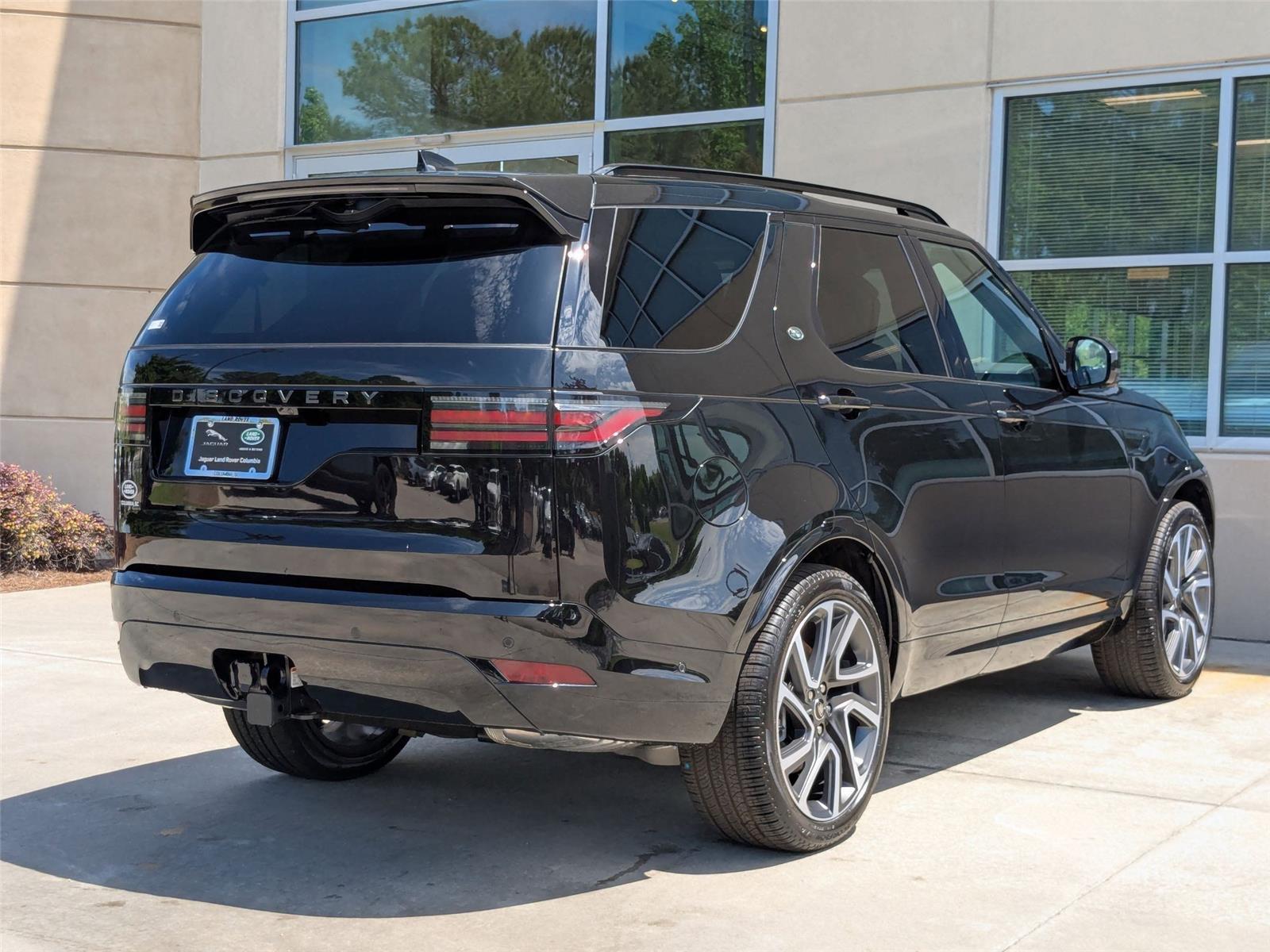 2025 Land Rover Discovery SE photo 4