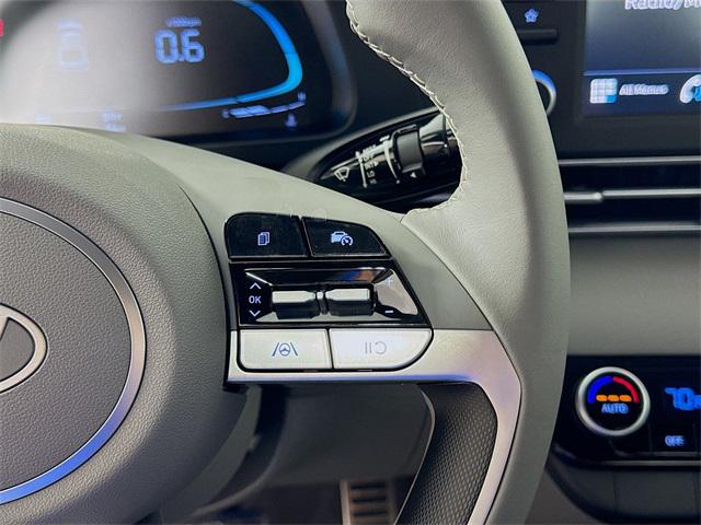 2025 Hyundai Elantra SEL Sport photo 15