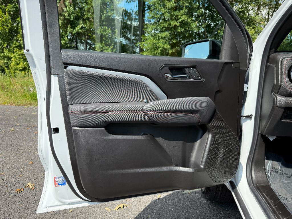 2026 Chevrolet Colorado Z71 photo 22