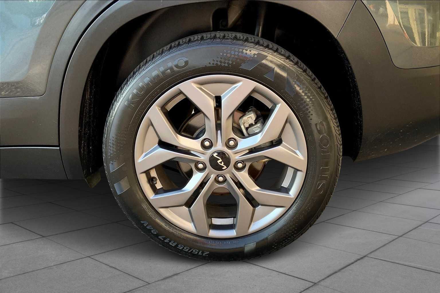 Image of Pre-Owned 2024 Kia Seltos S