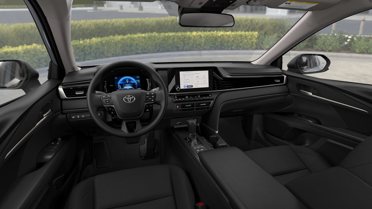 2026 Toyota Camry LE photo 18