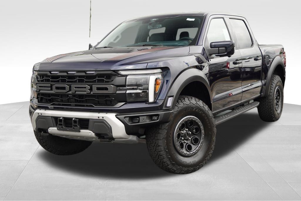 2025 Ford F-150 Raptor photo 3
