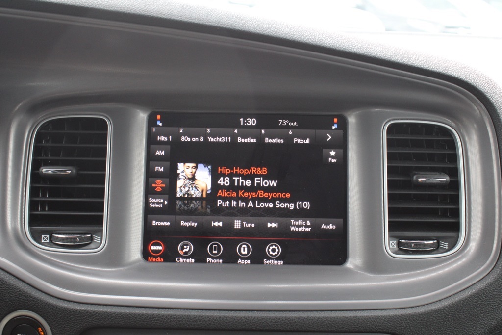 2023 Dodge Charger SXT photo 17