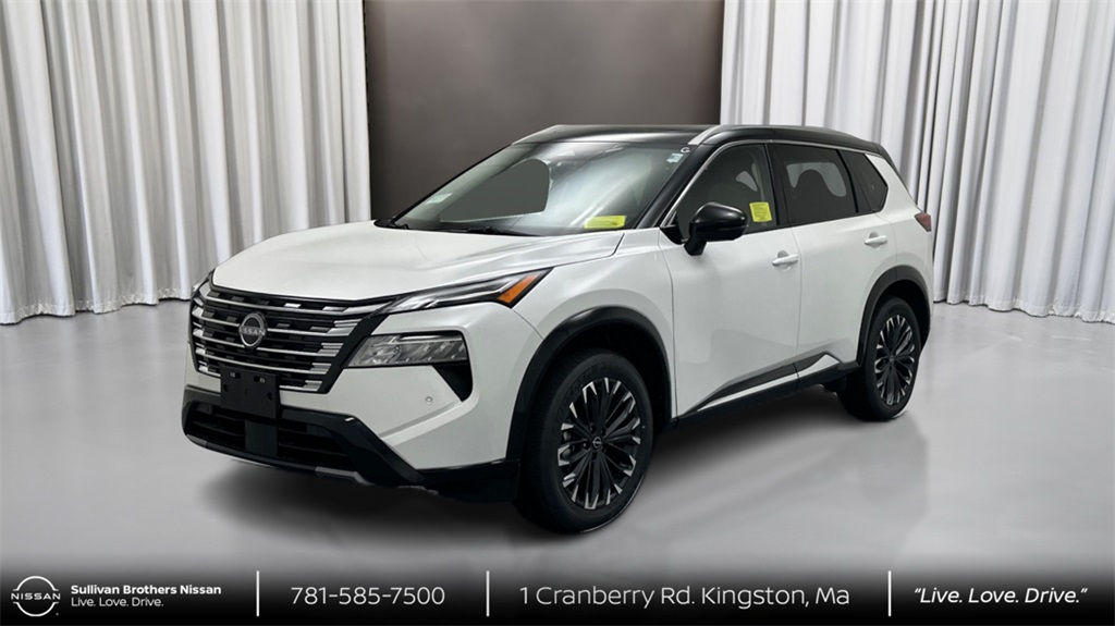 2026 Nissan Rogue Platinum's photo