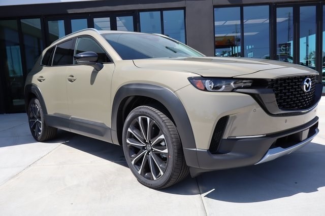 2025 Mazda CX-50 Premium Plus's photo