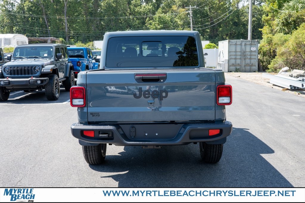 2025 Jeep Gladiator Sport S photo 4