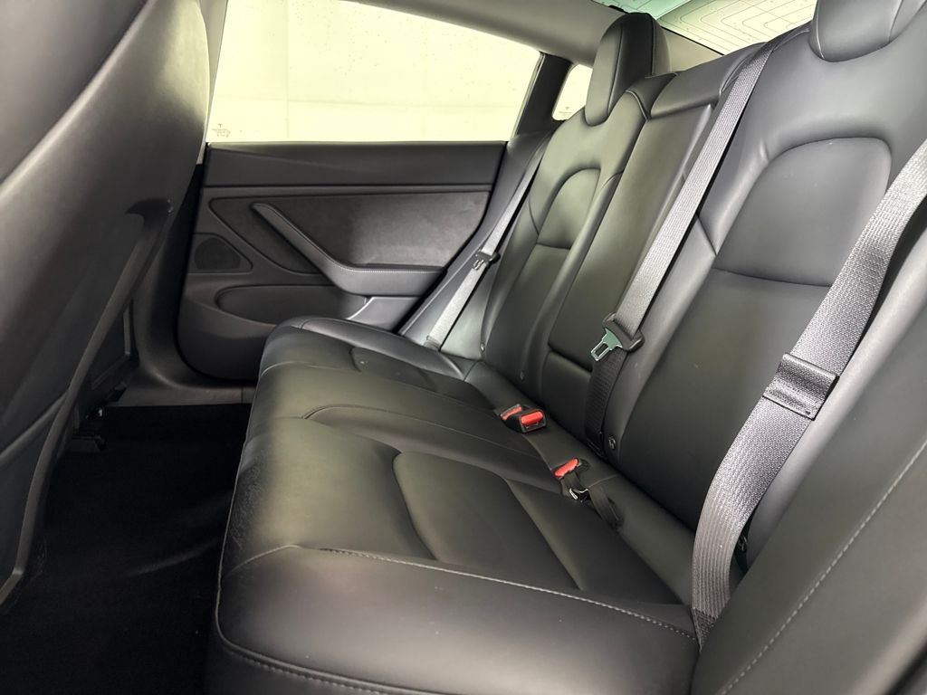 2019 Tesla Model 3 Mid Range photo 9