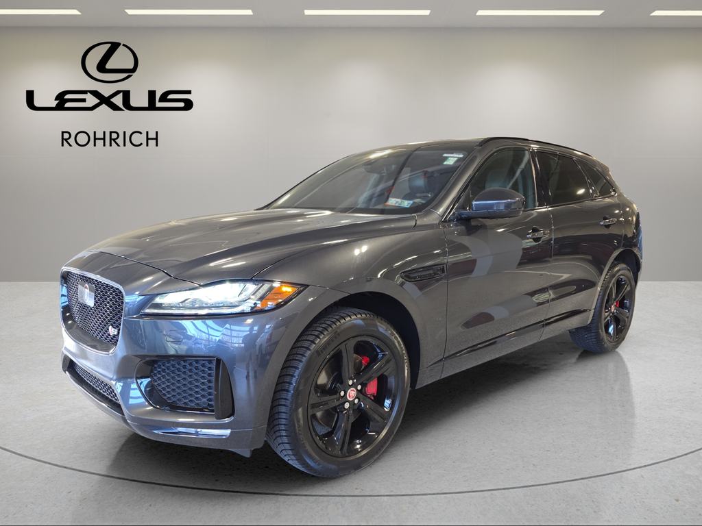 2020 Jaguar F-Pace S's photo
