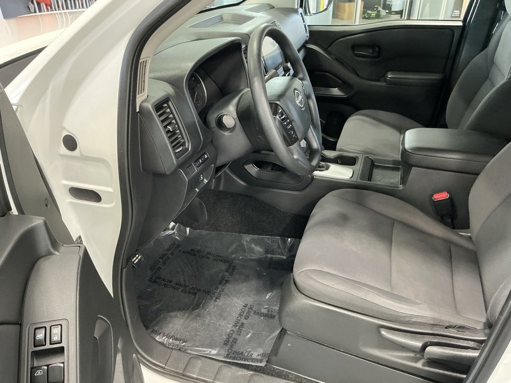 2024 Nissan Frontier S photo 3