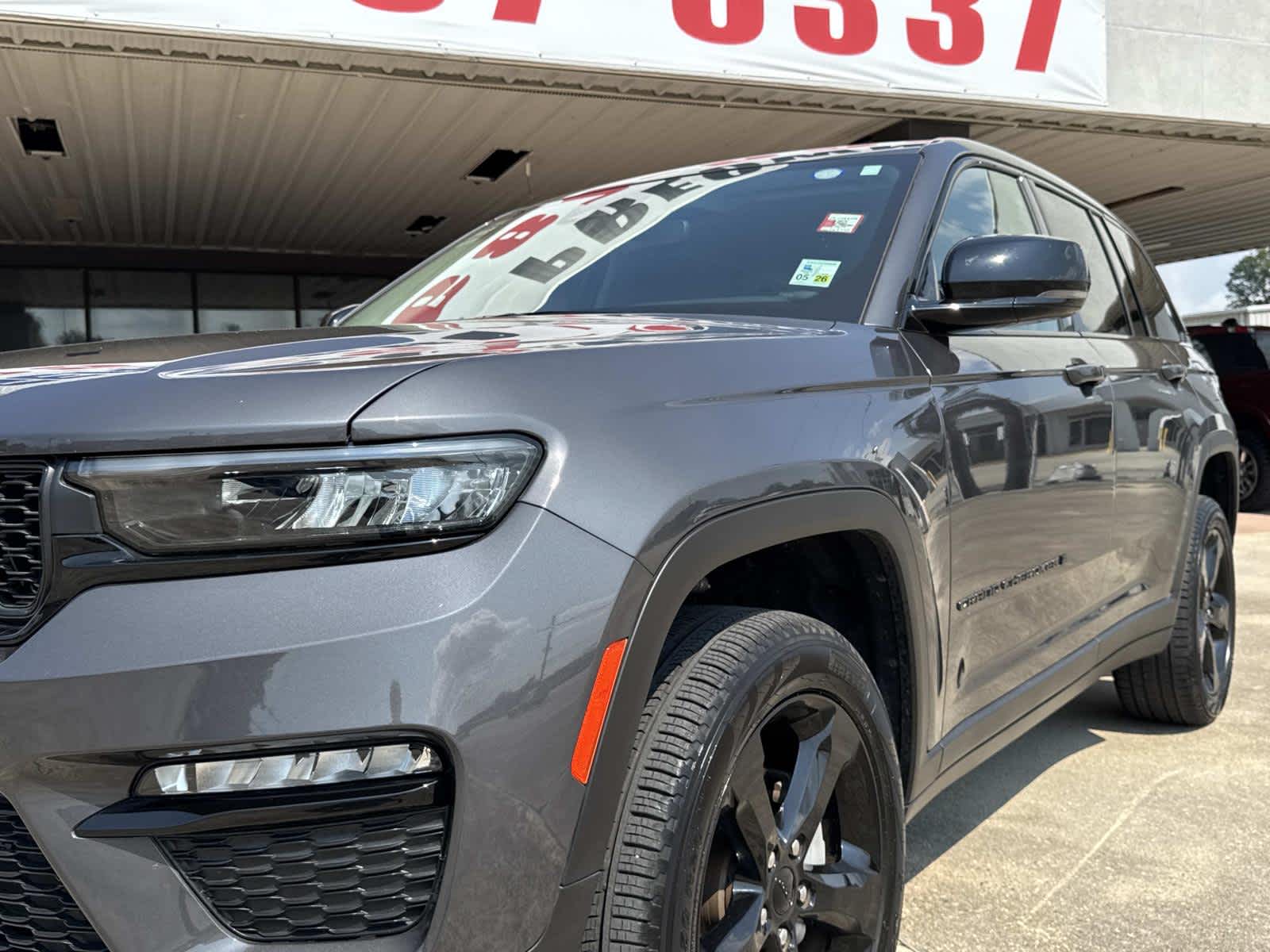 2023 Jeep Grand Cherokee Limited photo 4