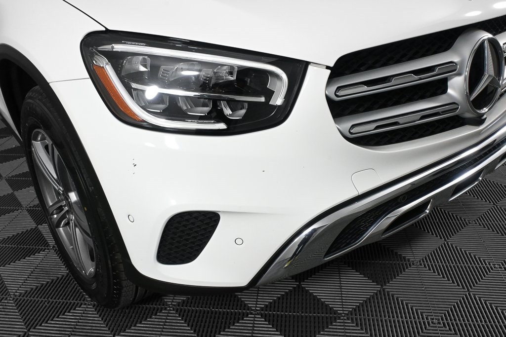 2022 Mercedes Benz GLC 300 photo 32