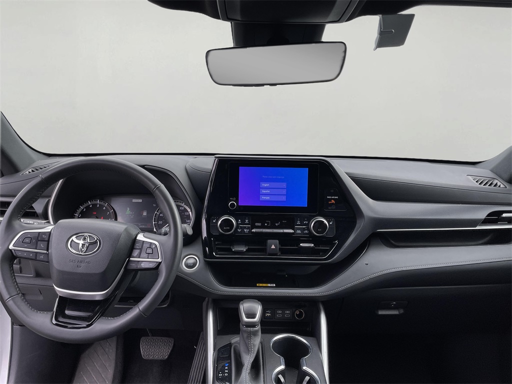 2024 Toyota Highlander XSE photo 17