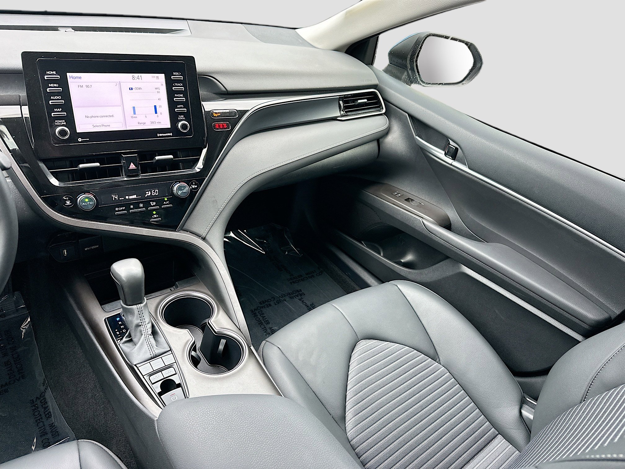 2024 Toyota Camry SE photo 21