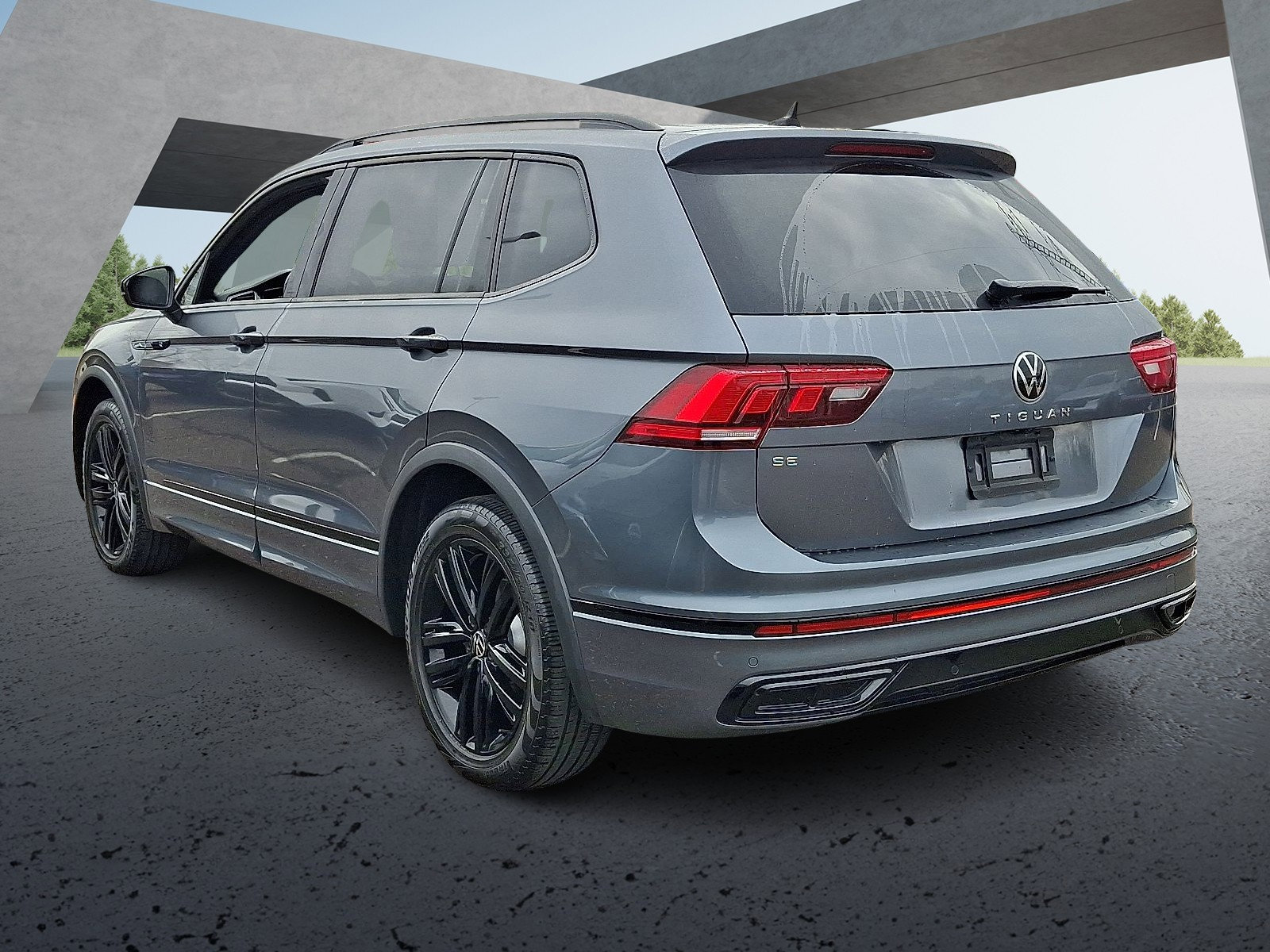 2022 Volkswagen Tiguan SE R-Line Black photo 3