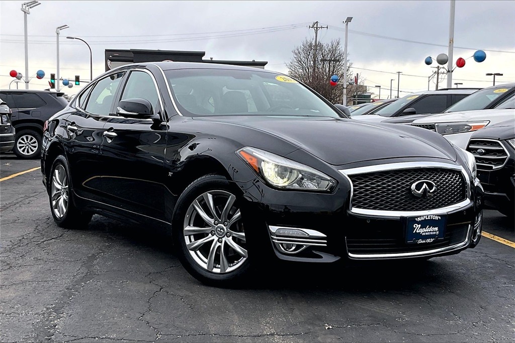 2019 INFINITI Q70 - Image 33