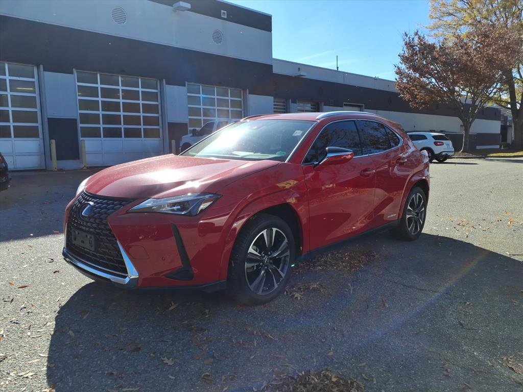 2022 Lexus UX 250h photo 3
