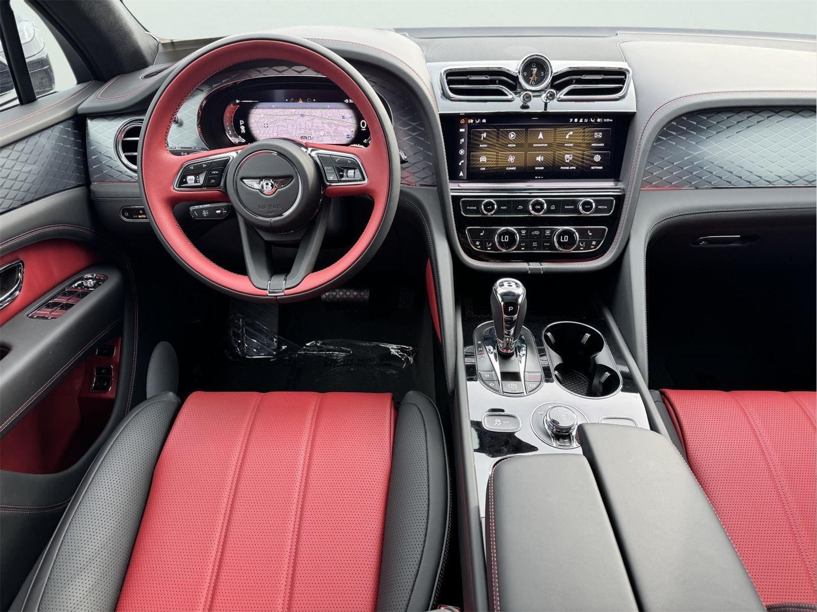 2024 Bentley Bentayga V8 photo 36