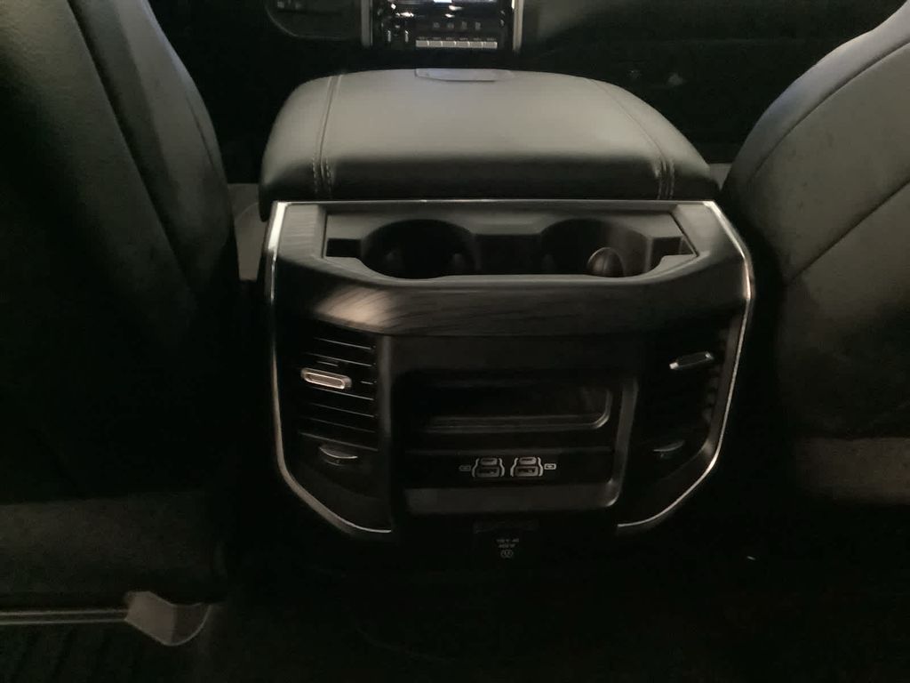 2024 Ram 2500 Laramie photo 32