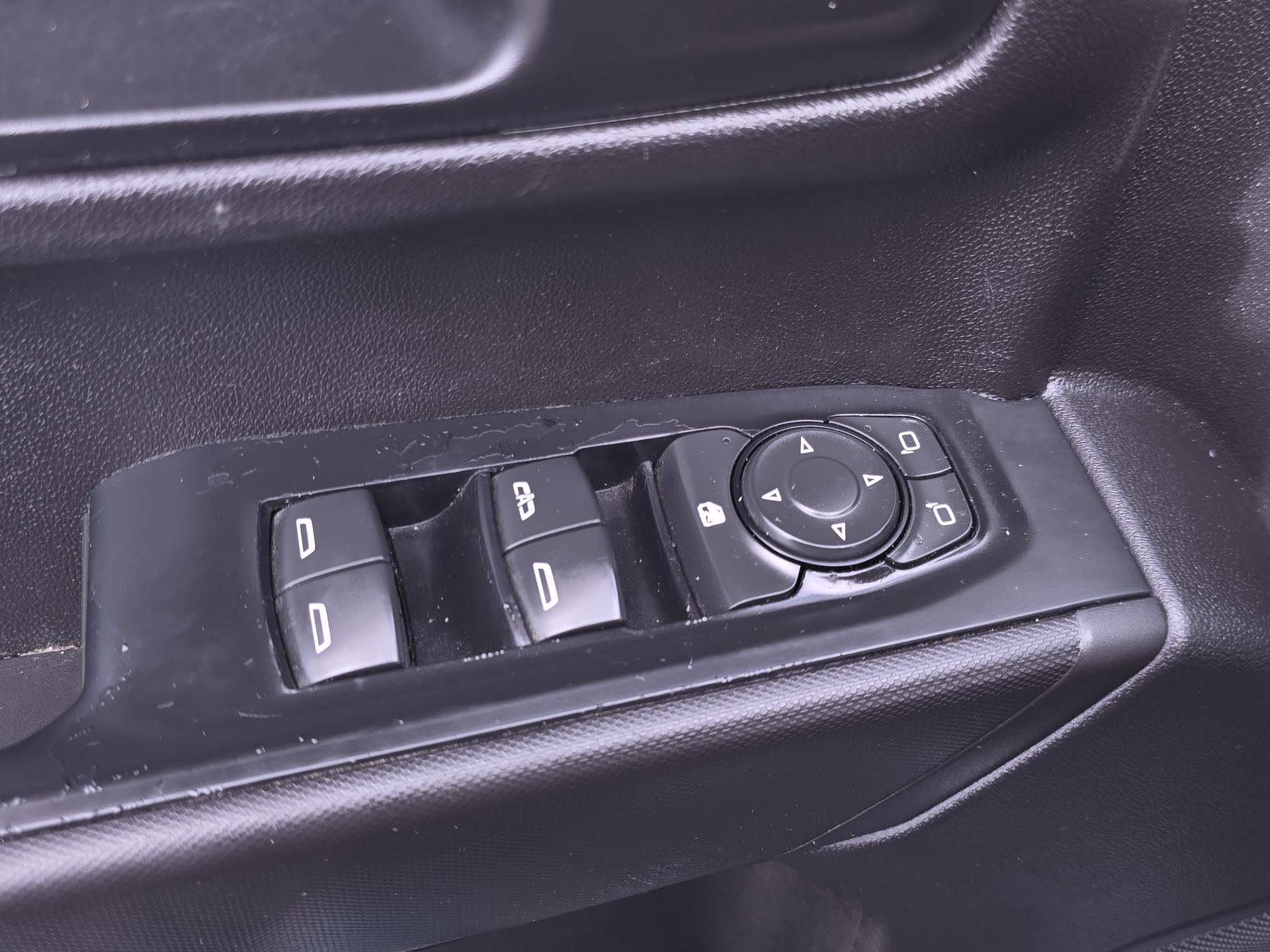 2020 Chevrolet Silverado 1500 Custom photo 19