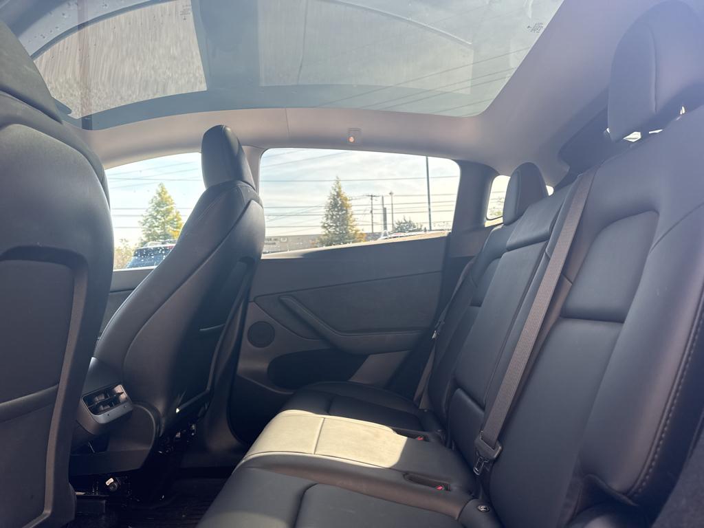 2023 Tesla Model Y photo 10
