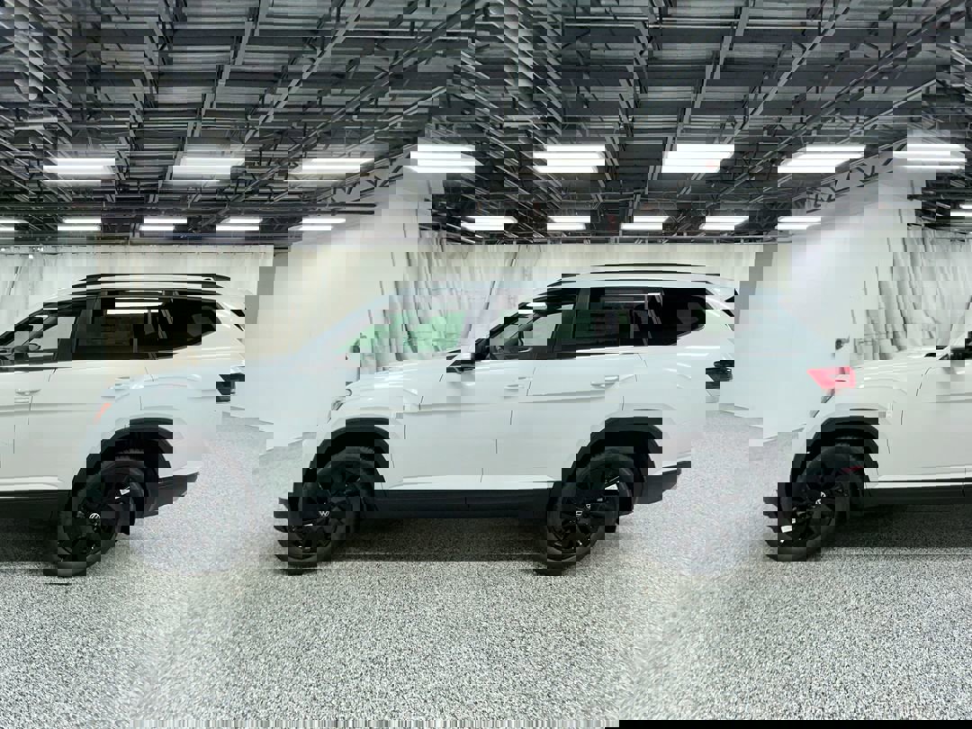 2026 Volkswagen Atlas SE Technology photo 4