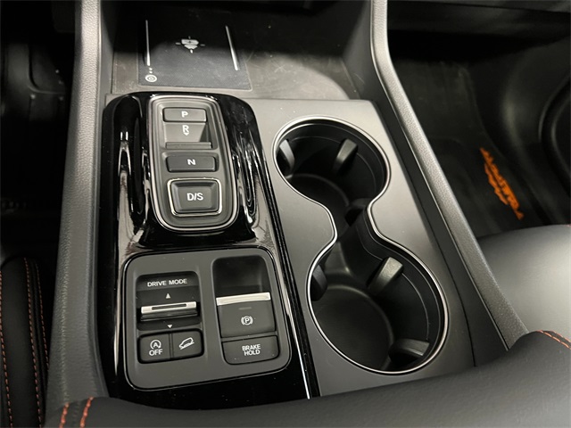 2025 Honda Pilot TrailSport photo 18