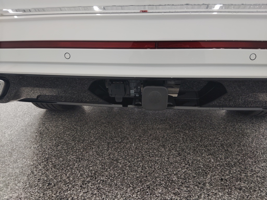 2026 Volkswagen Atlas SEL Premium R-Line photo 4