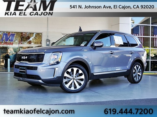 2022 Kia Telluride S photo 2