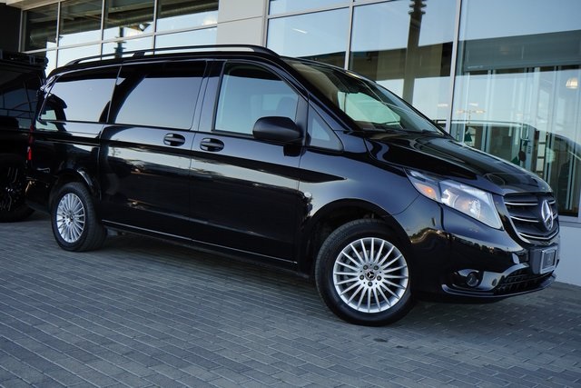 2023 Mercedes-Benz Metris Passenger Van Base