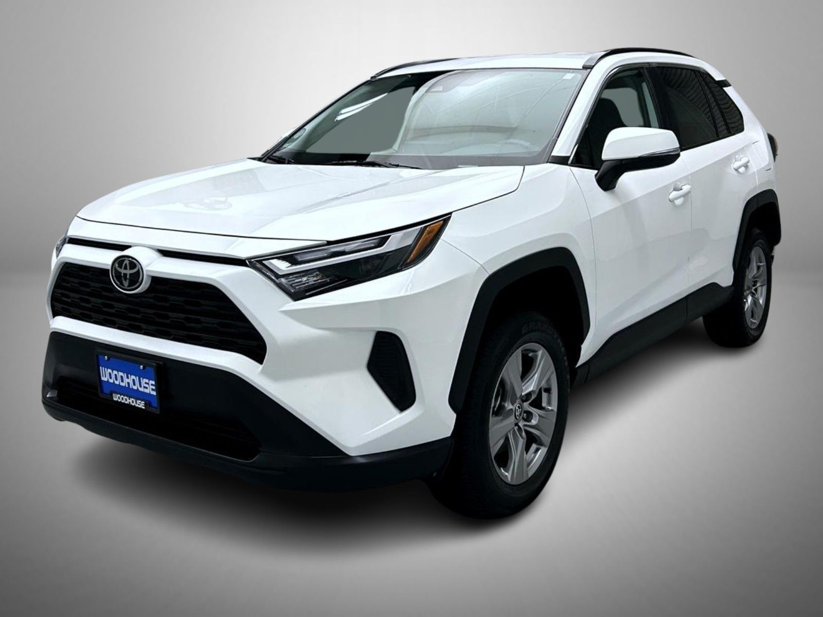 2022 Toyota RAV4 XLE's photo