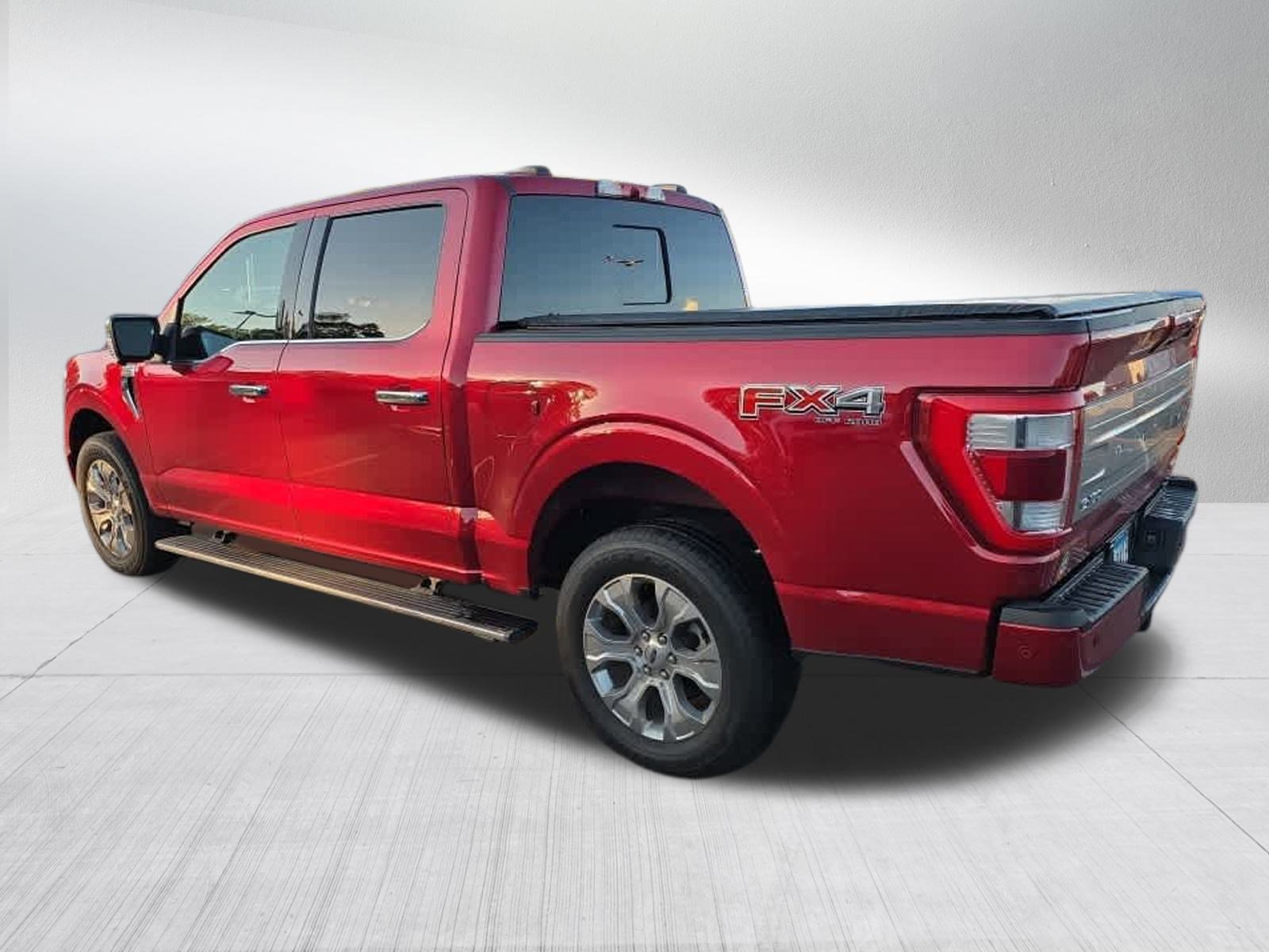 2021 Ford F-150 Platinum photo 4