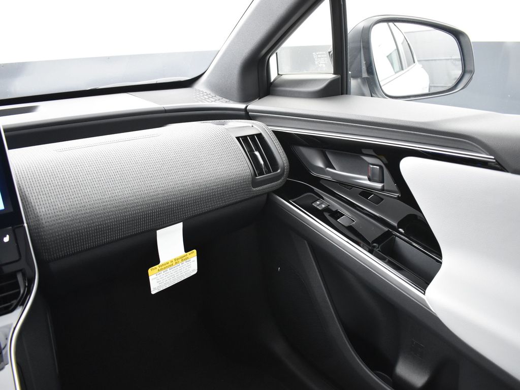 2025 Subaru Solterra Limited photo 12