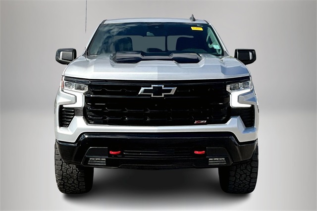 2022 Chevrolet Silverado 1500 LT Trail Boss photo 2