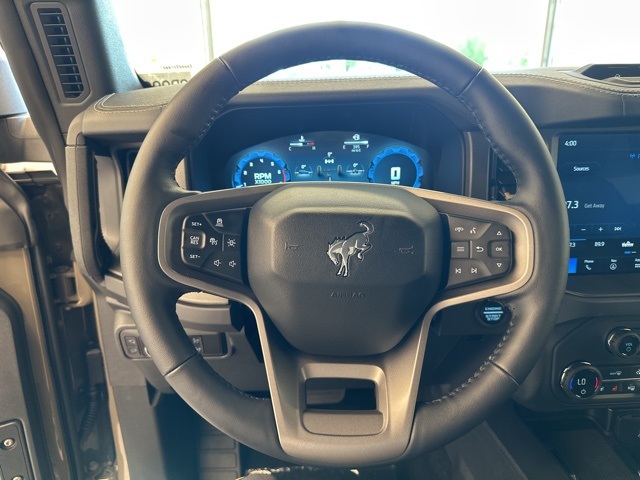 2025 Ford Bronco Badlands photo 15