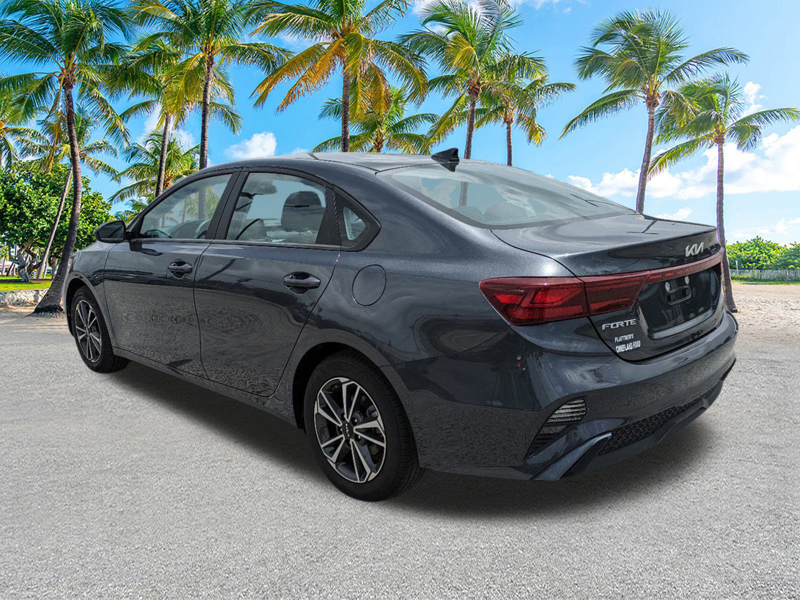 2023 Kia Forte LXS photo 5