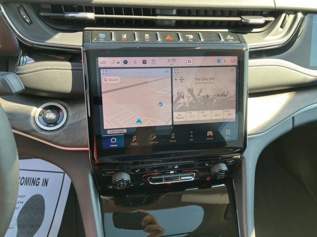 2023 Jeep Cherokee 4xe photo 16