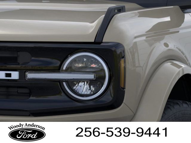 2025 Ford Bronco Outer Banks photo 15