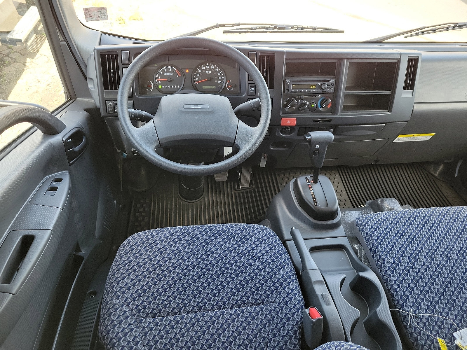 2024 Chevrolet Silverado photo 6