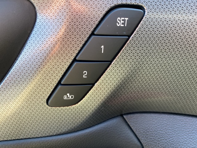 2020 Chevrolet Traverse Premier photo 12