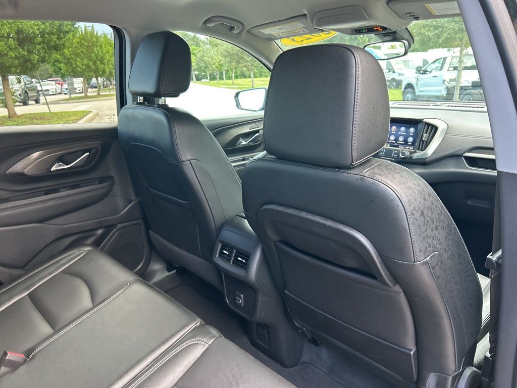 2023 Gmc Terrain SLT photo 38