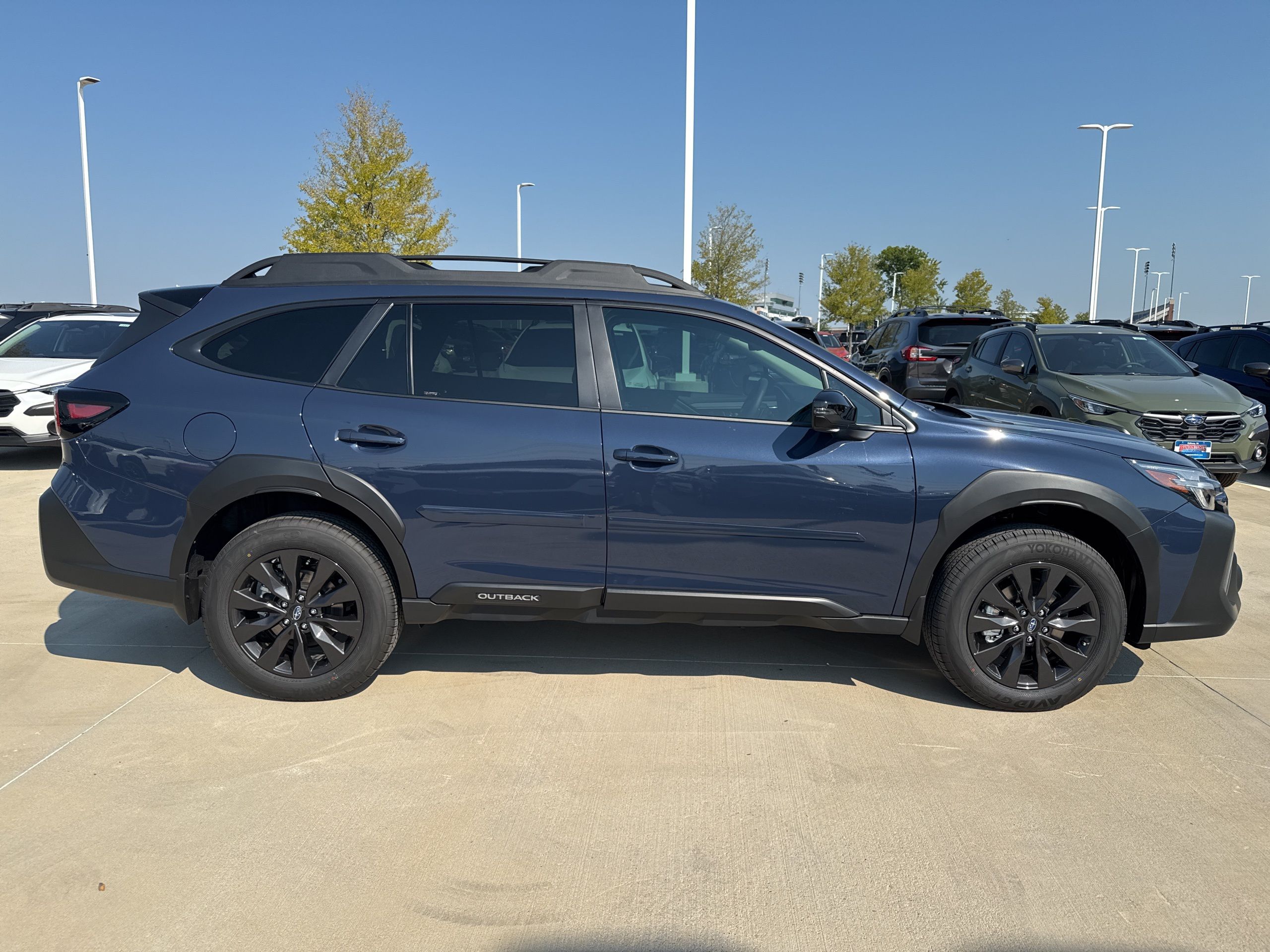 2025 Subaru Outback Onyx Edition photo 2