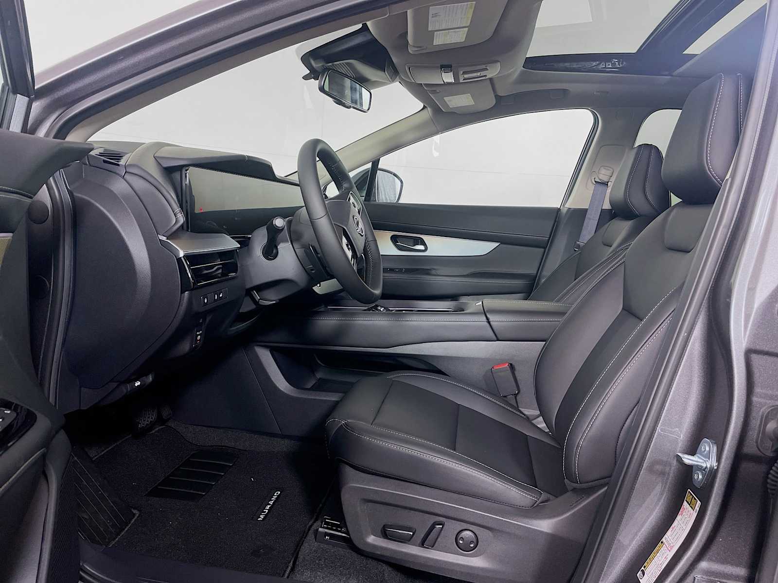 2025 Nissan Murano SL photo 4