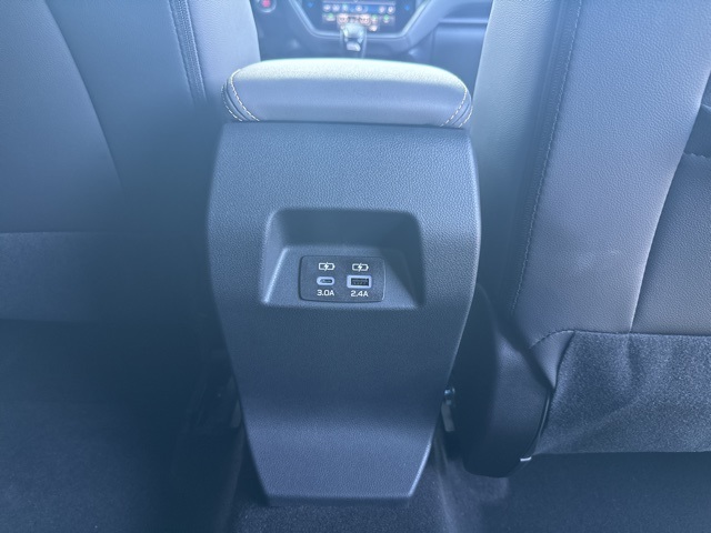 2025 Subaru Crosstrek Sport photo 2
