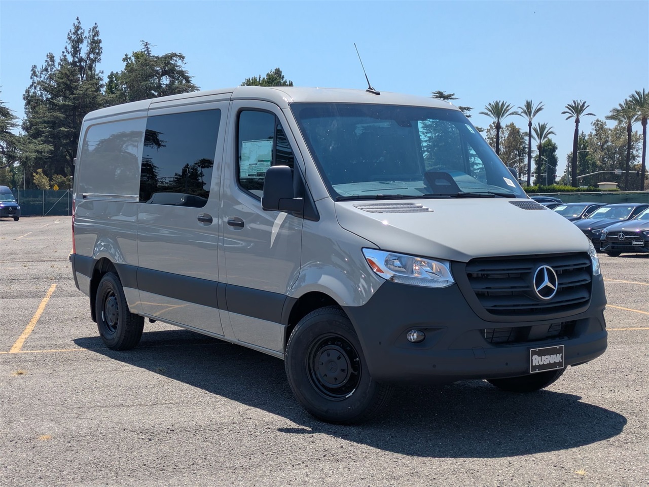 2025 Mercedes-Benz Sprinter Cargo Van Base's photo