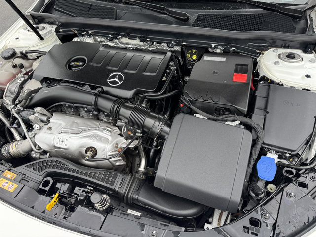 2023 Mercedes Benz CLA 250 photo 4