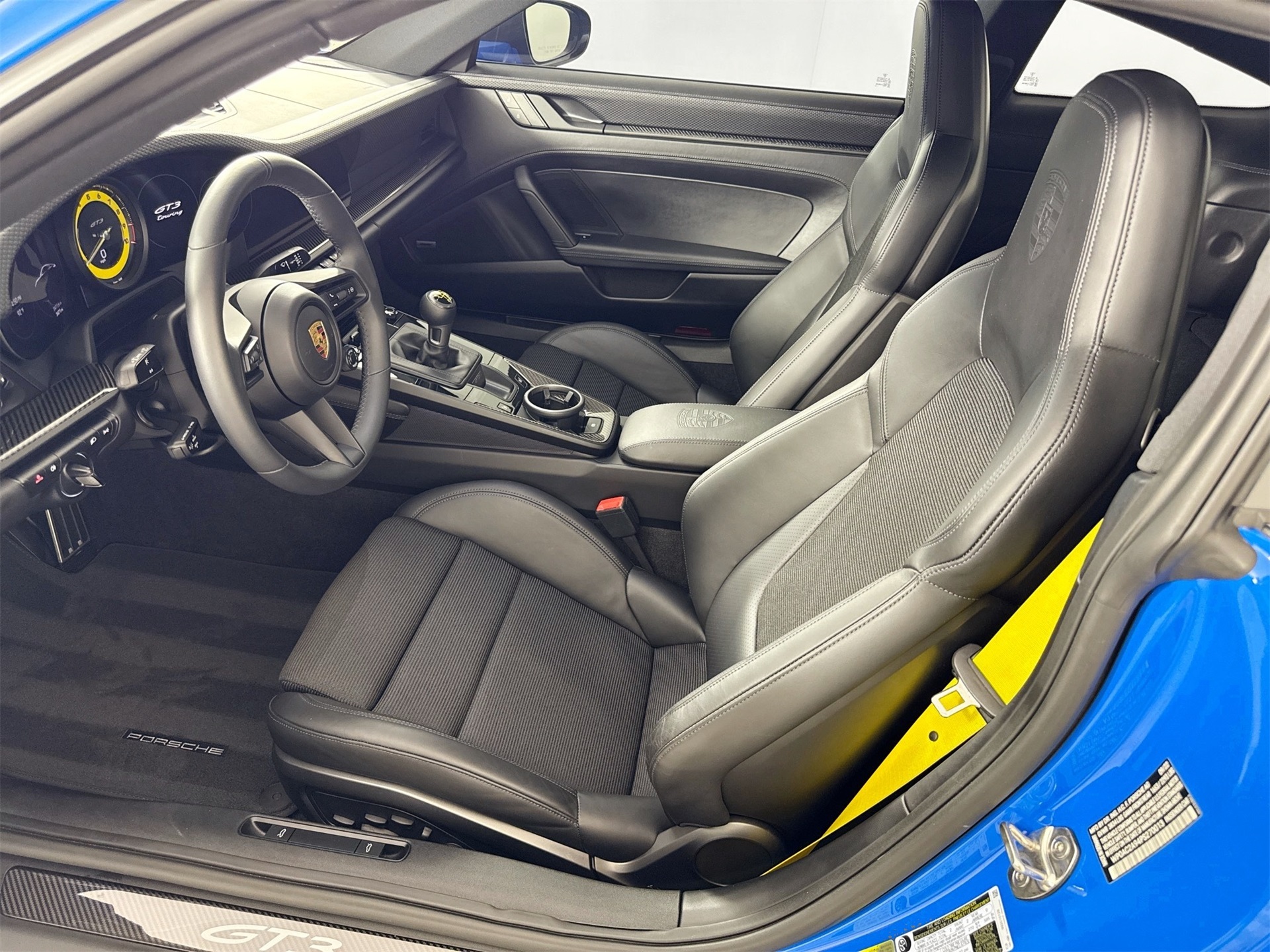 2023 Porsche 911 GT3 Touring photo 8
